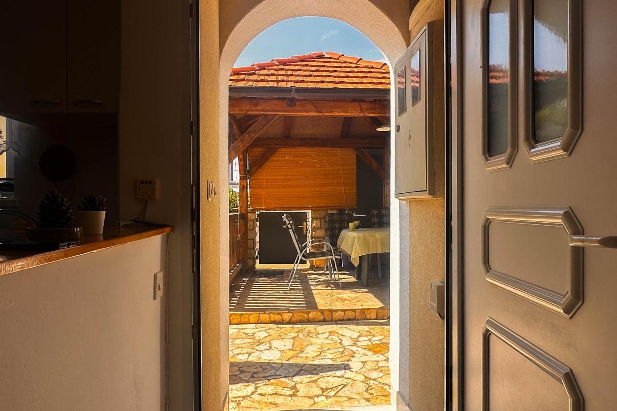 Apartmani Trupeljak Mandre Exterior photo